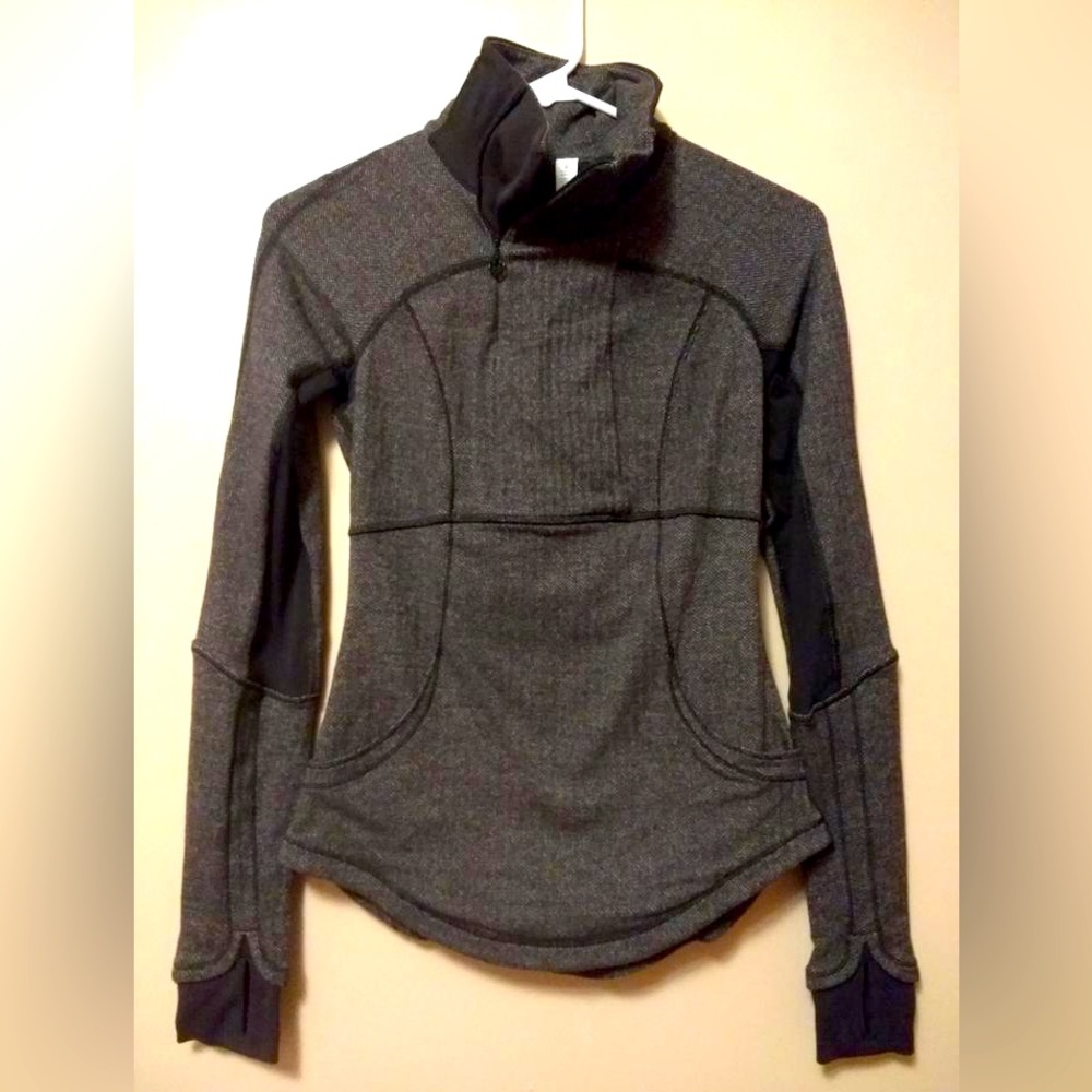 Lululemon Base Runner 1/2 zip